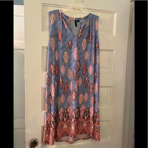 New Directions sleeveless size medium dress. Beautiful print. Excellent shape